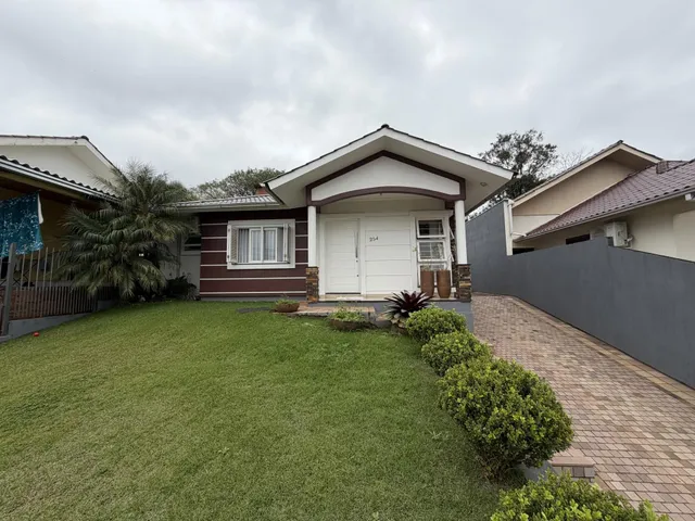 Casa com 3 dormitórios