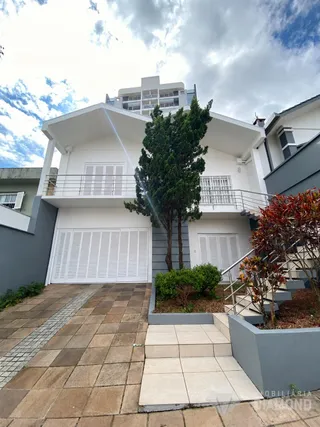 Casa com 3 dormitórios, foto 1