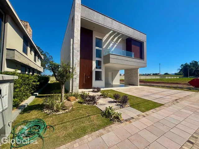 Casa com 3 dormitórios