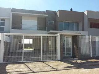 Casa com 3 dormitórios, foto 1