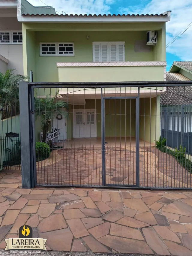 Sobrado com 3 dormitórios