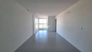 Apartamento com 2 dormitórios, foto 2
