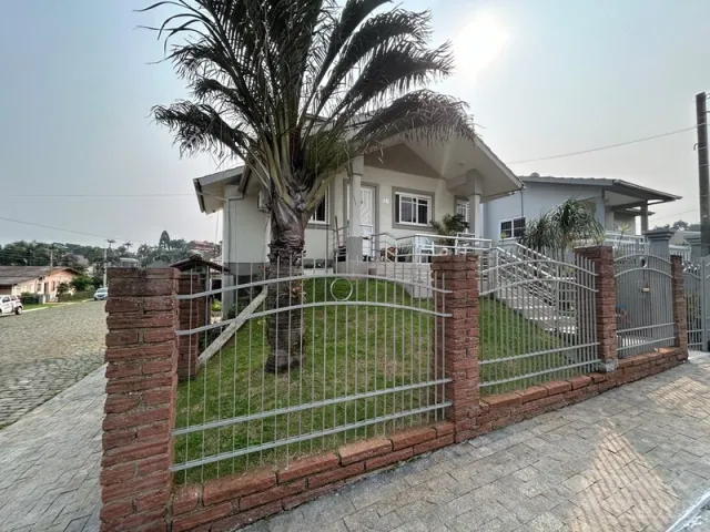 Casa com 3 dormitórios