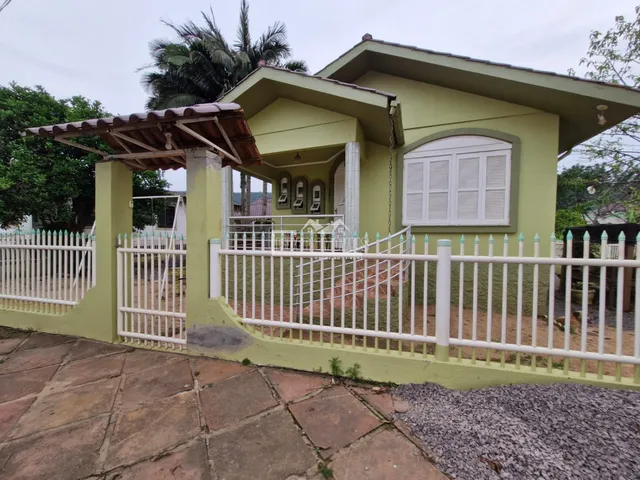 Casa com 3 dormitórios