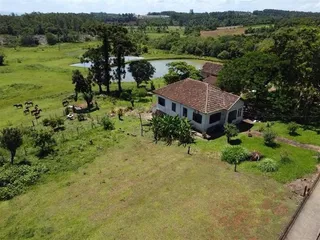 Área rural com 6 dormitórios, foto 1