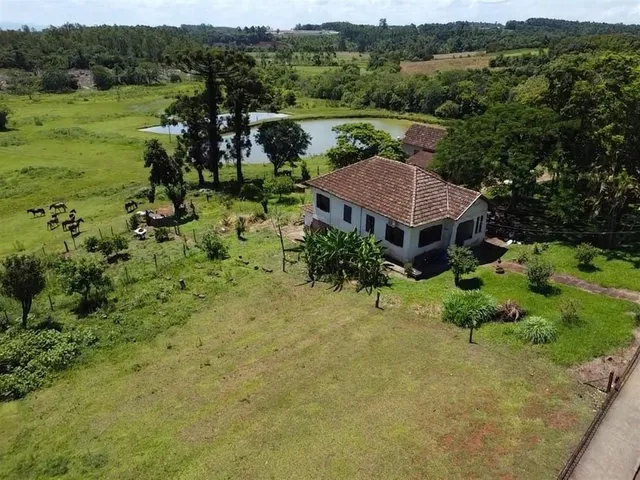 Área rural com 6 dormitórios