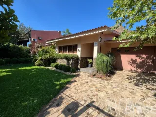 Casa com 3 dormitórios, foto 1