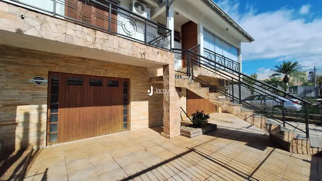 Casa com 3 dormitórios