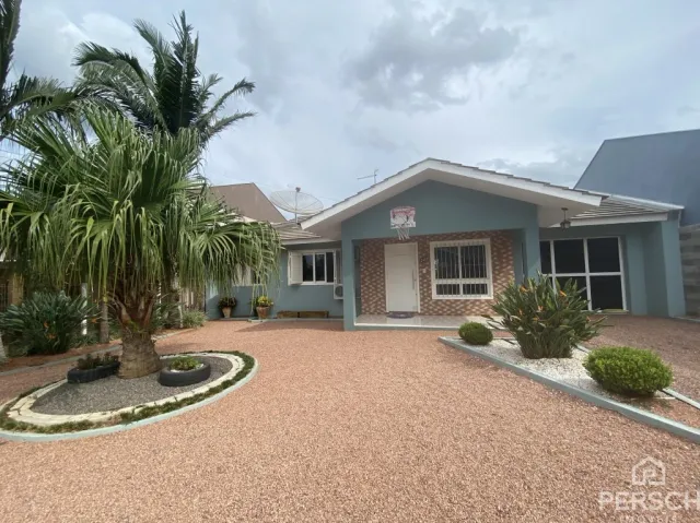 Casa com 3 dormitórios