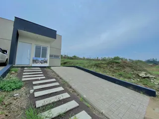 Casa com 2 dormitórios, foto 1