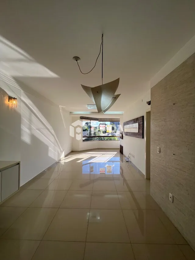 Apartamento com 3 dormitórios, foto 2