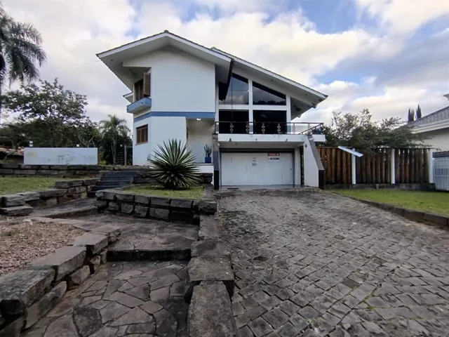 Casa com 3 dormitórios