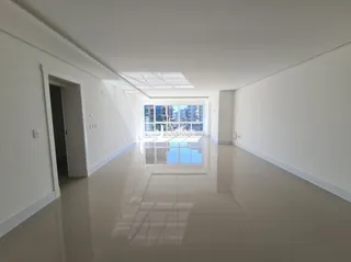 Apartamento com 3 dormitórios, foto 3
