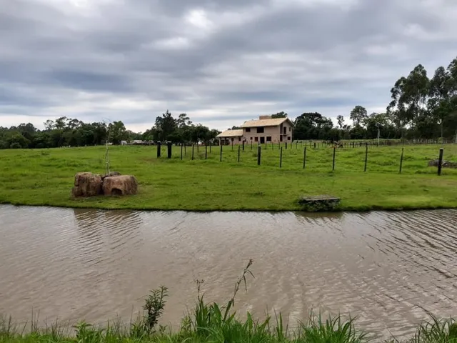 Área rural com 4 dormitórios
