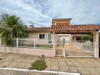Casa com 3 dormitórios, foto 1