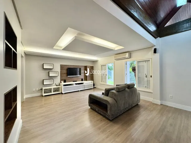 Casa com 4 dormitórios, foto 4