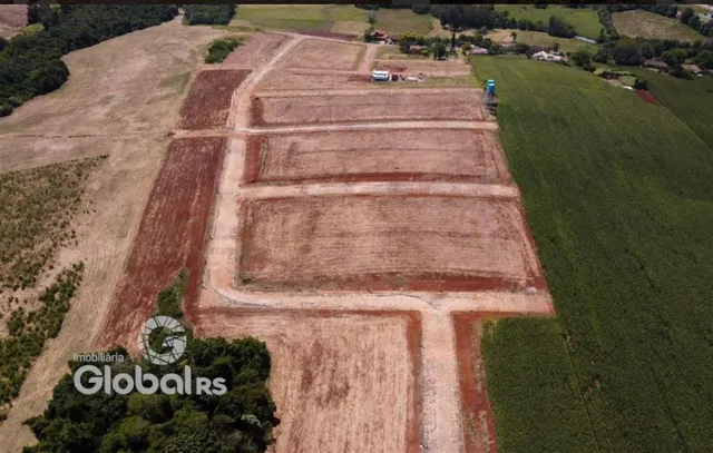 Vista aérea de um terreno rural em Lajeado, Brasil.