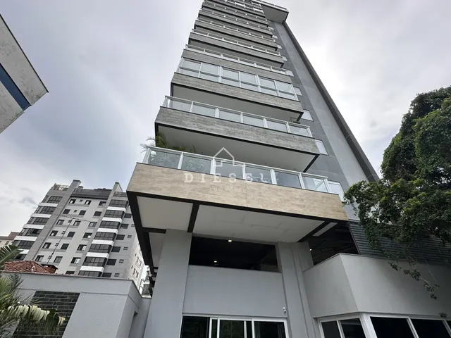 Apartamento com 3 dormitórios