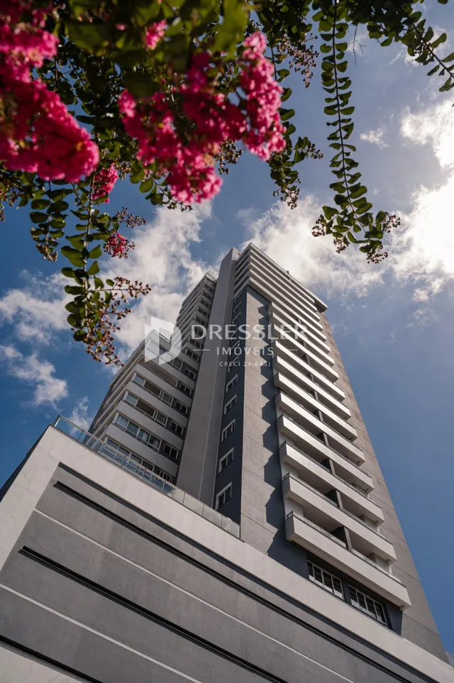 Apartamento com 3 dormitórios