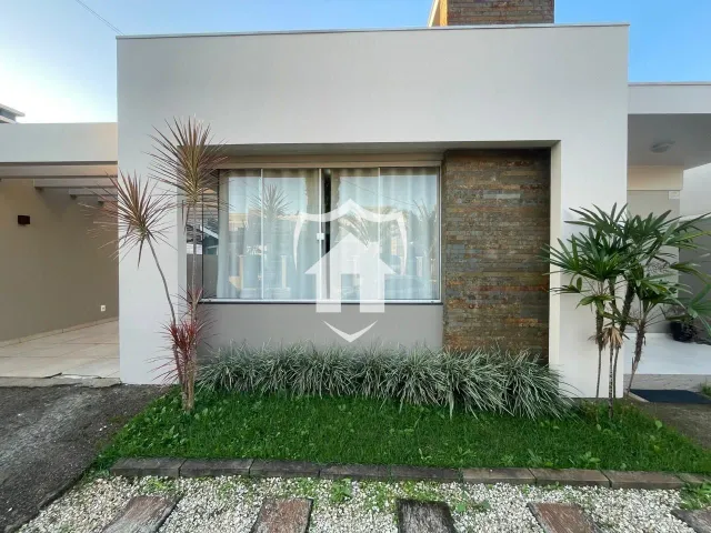 Casa com 3 dormitórios