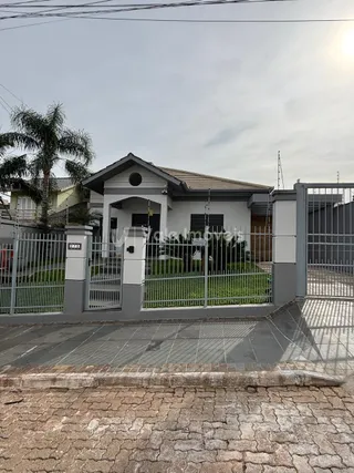 Casa com 3 dormitórios, foto 1