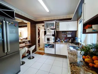 Casa com 4 dormitórios, foto 6