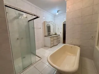 Casa com 6 dormitórios, foto 17