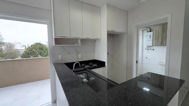 Apartamento com 2 dormitórios, foto 2