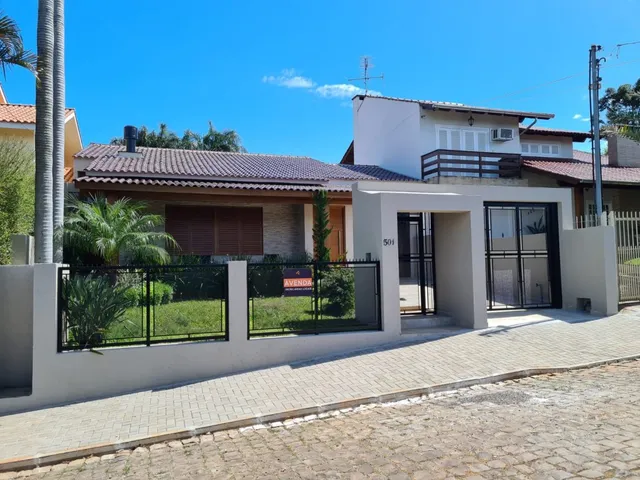 Casa com 3 dormitórios