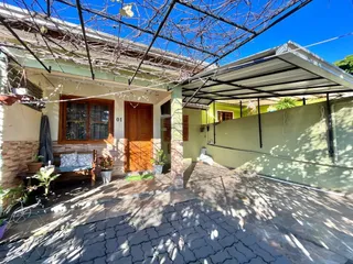 Casa geminada com 2 dormitórios, foto 2