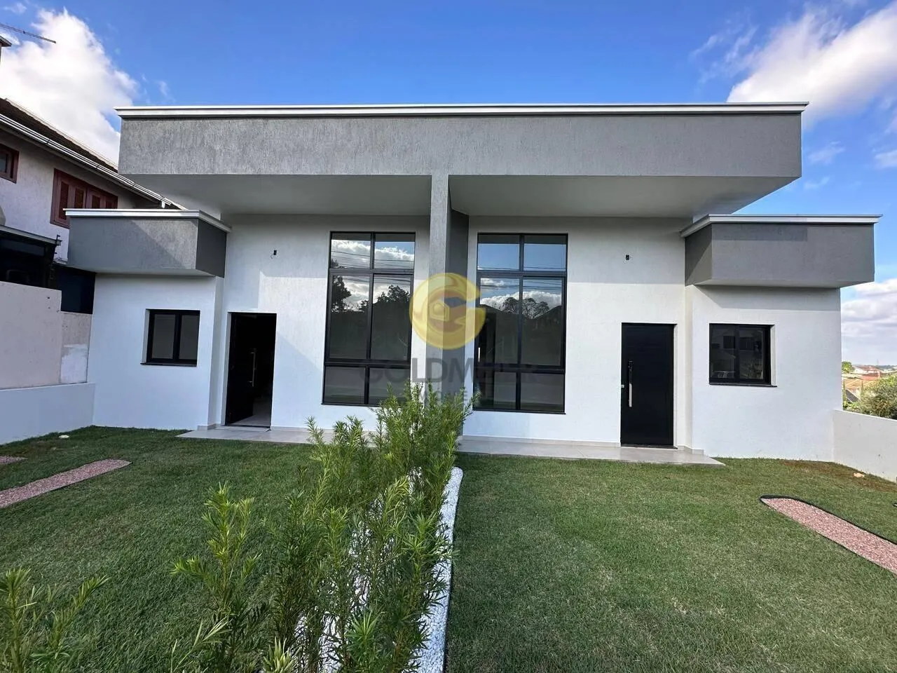 Casa com 3 dormitórios, foto 1