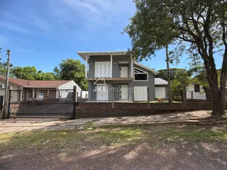Casa com 3 dormitórios, foto 2