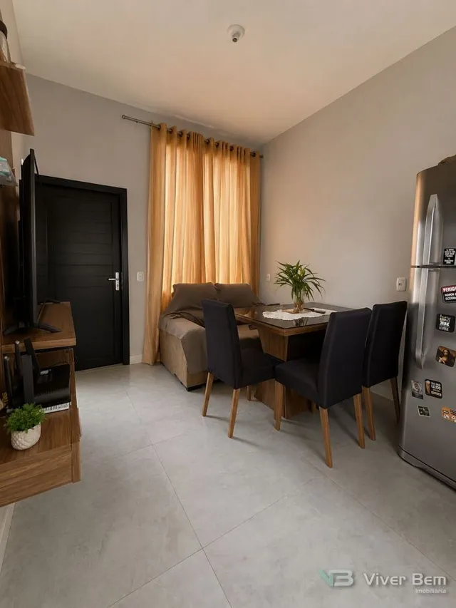 Casa com 1 dormitório