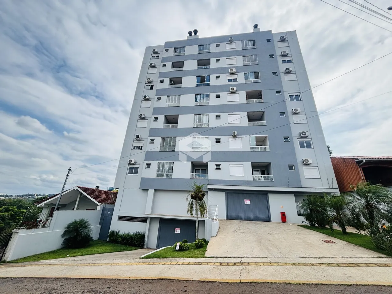 Apartamento com 2 dormitórios, foto 1