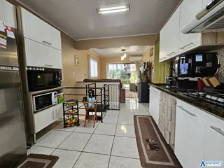 Casa com 4 dormitórios, foto 9
