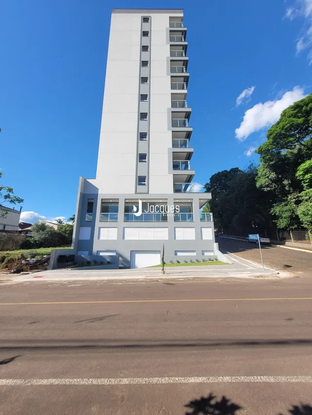 Fachada de um prédio residencial em Lajeado, Brasil.