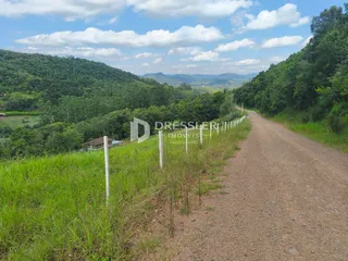 Área rural com 3 dormitórios, foto 2