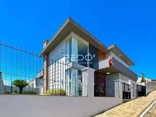 Fachada de uma casa residencial em Lajeado, Brasil.