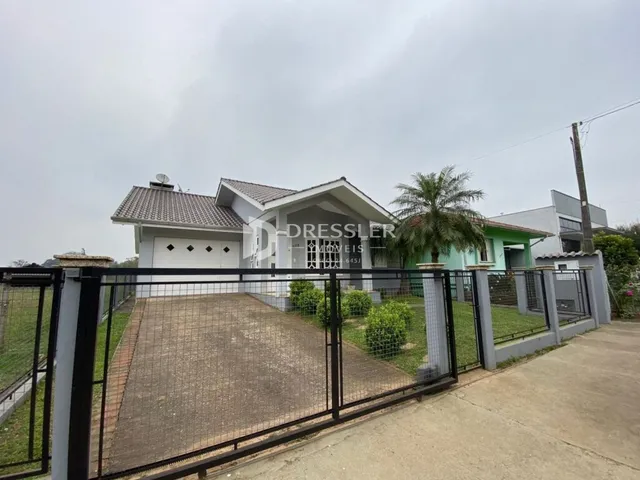 Casa com 2 dormitórios