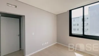 Apartamento com 3 dormitórios, foto 8