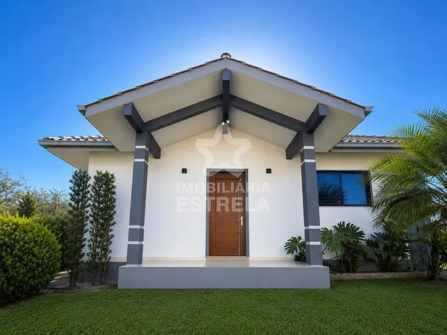 Casa com 3 dormitórios