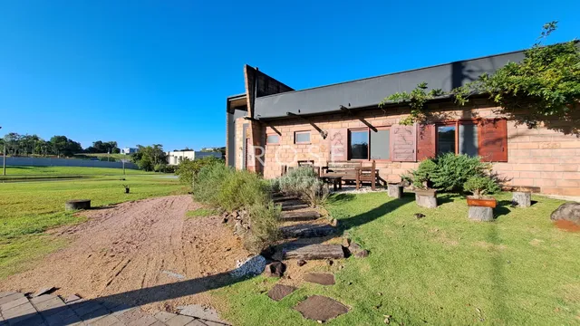 Casa com 4 dormitórios, foto 3
