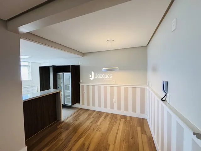 Apartamento com 2 dormitórios, foto 2