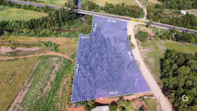 Vista aérea de um lote de terra em Lajeado, Brasil.