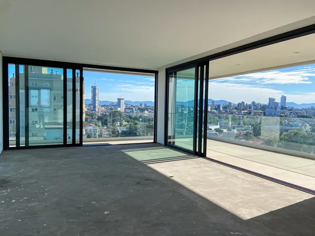 Apartamento com 3 dormitórios