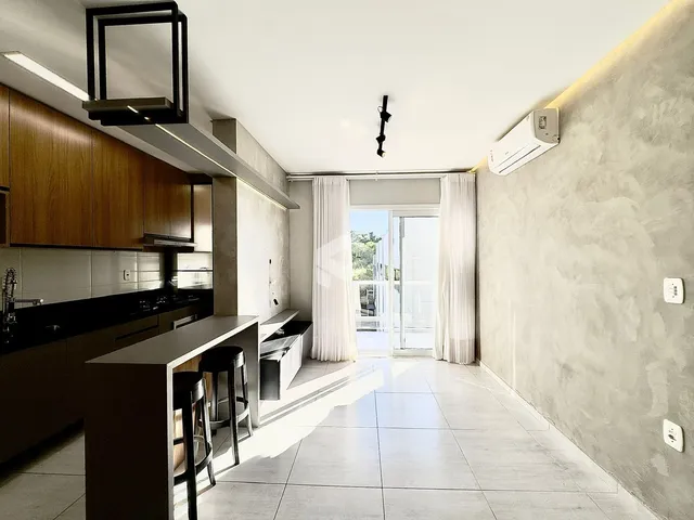Apartamento com 2 dormitórios
