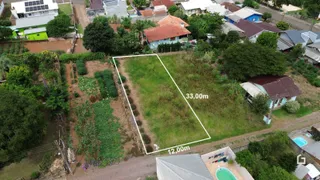 Imagem aérea de um terreno com dimensões de 33,00m por 12,00m em Lajeado, Brasil.