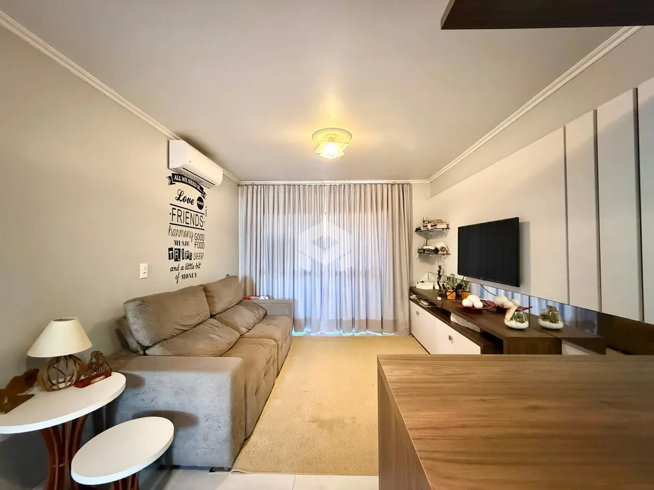 Apartamento com 2 dormitórios, foto 1