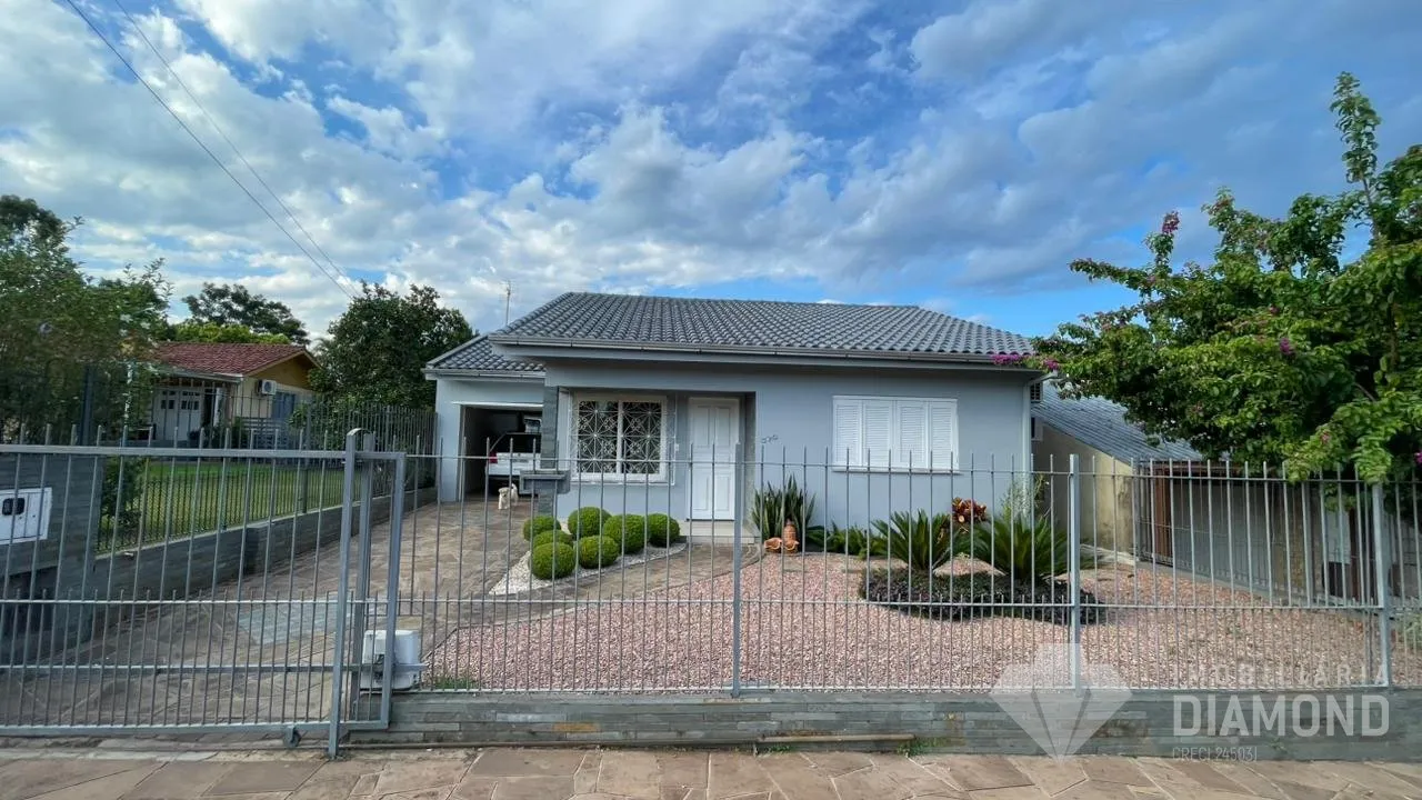 Casa com 3 dormitórios, foto 1