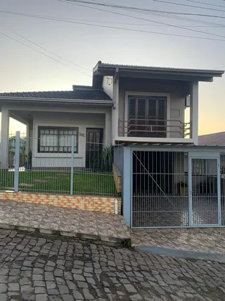 Casa com 2 dormitórios